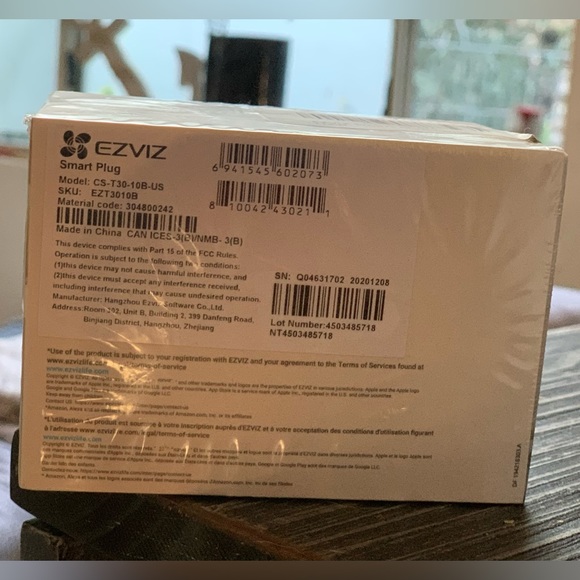 NWT EZVIZ Smart Plug, model T30-10B - Picture 5 of 5